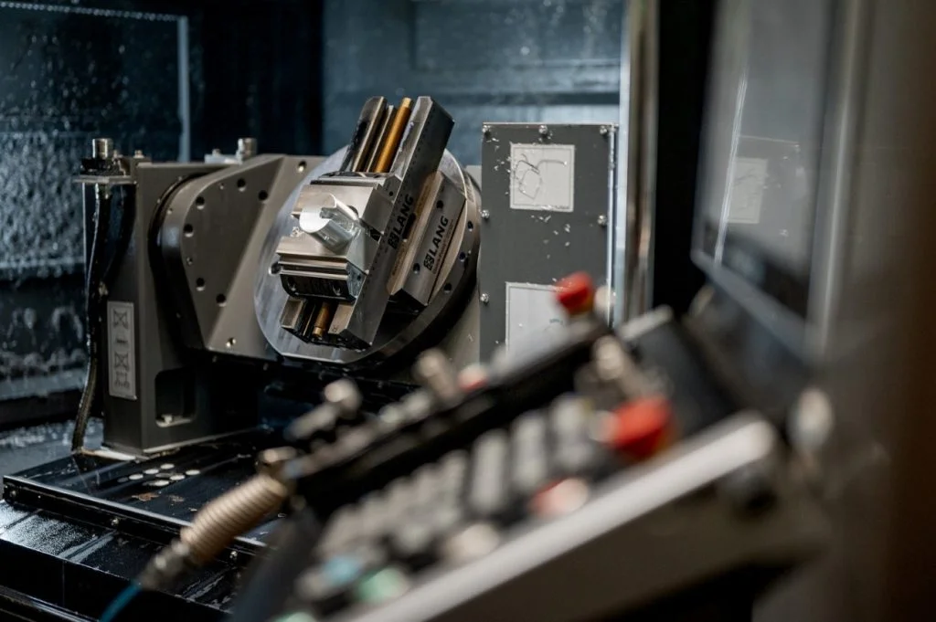 CNC in werking.