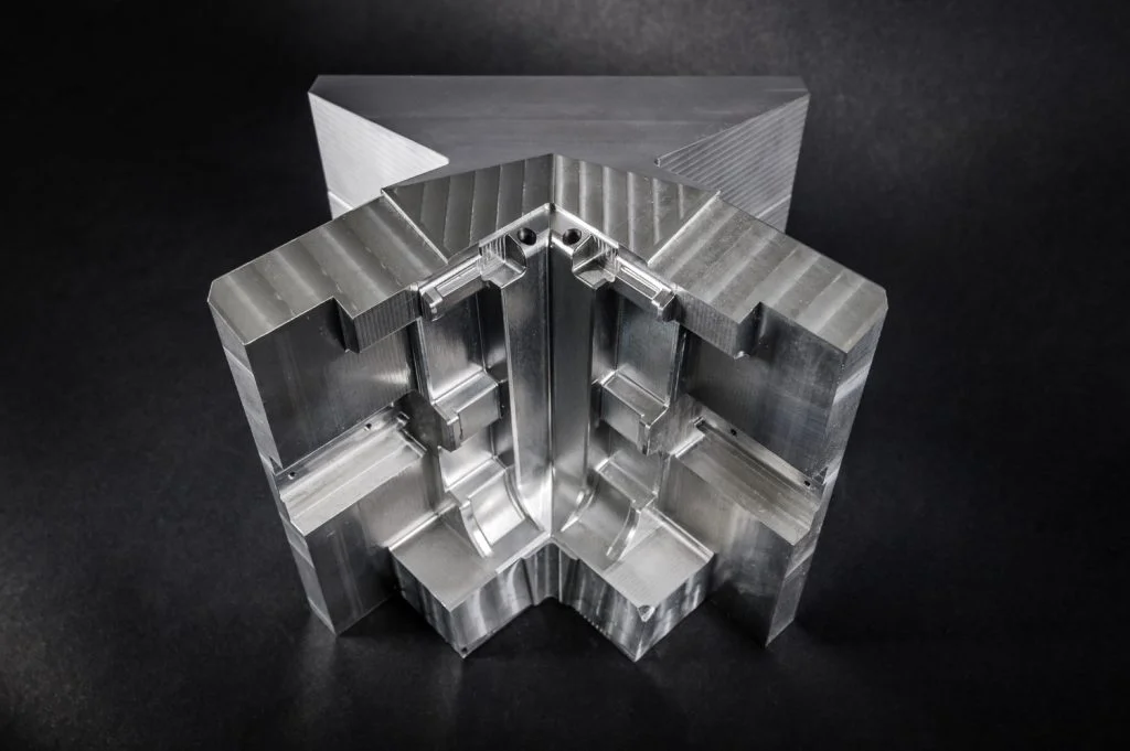 Complex bewerkt metalen onderdeel.